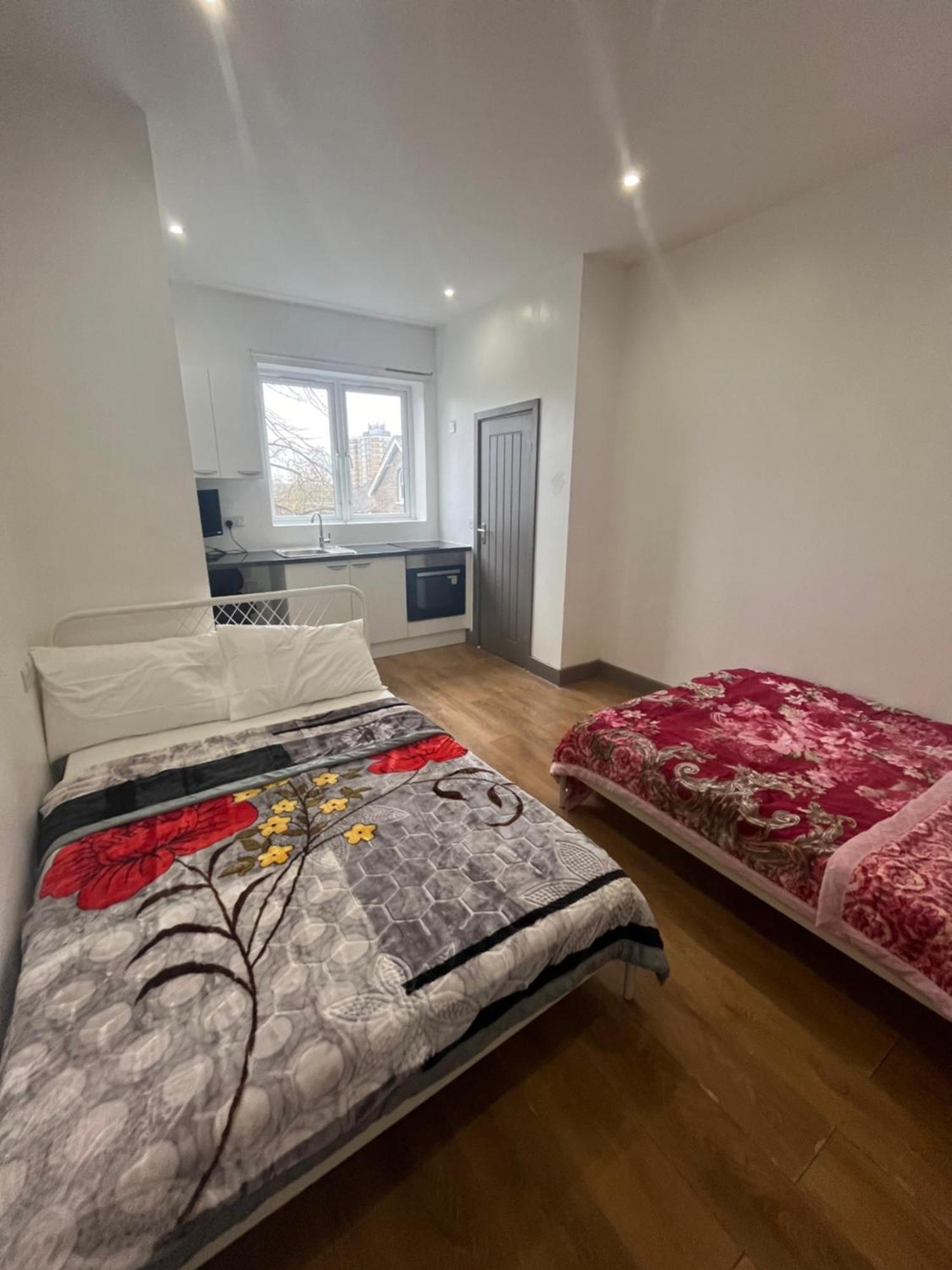 Apartment Anerly Road