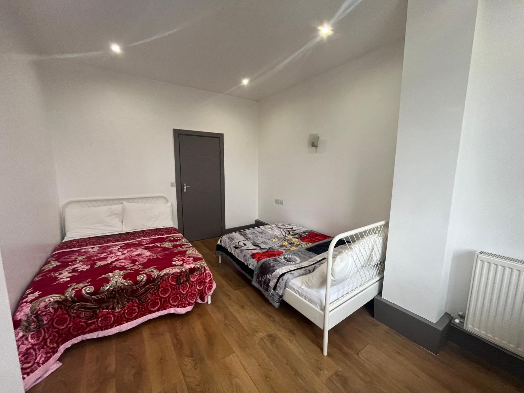 Apartment Anerly Road
